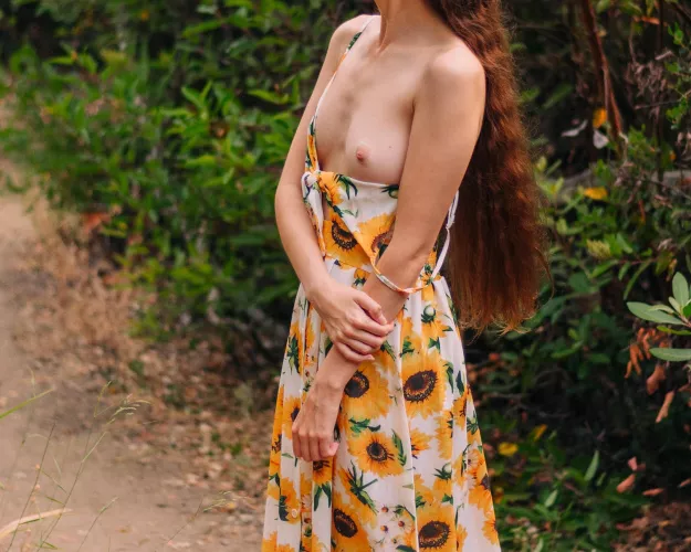 It's just impossible for me to go outside and not get my tits out