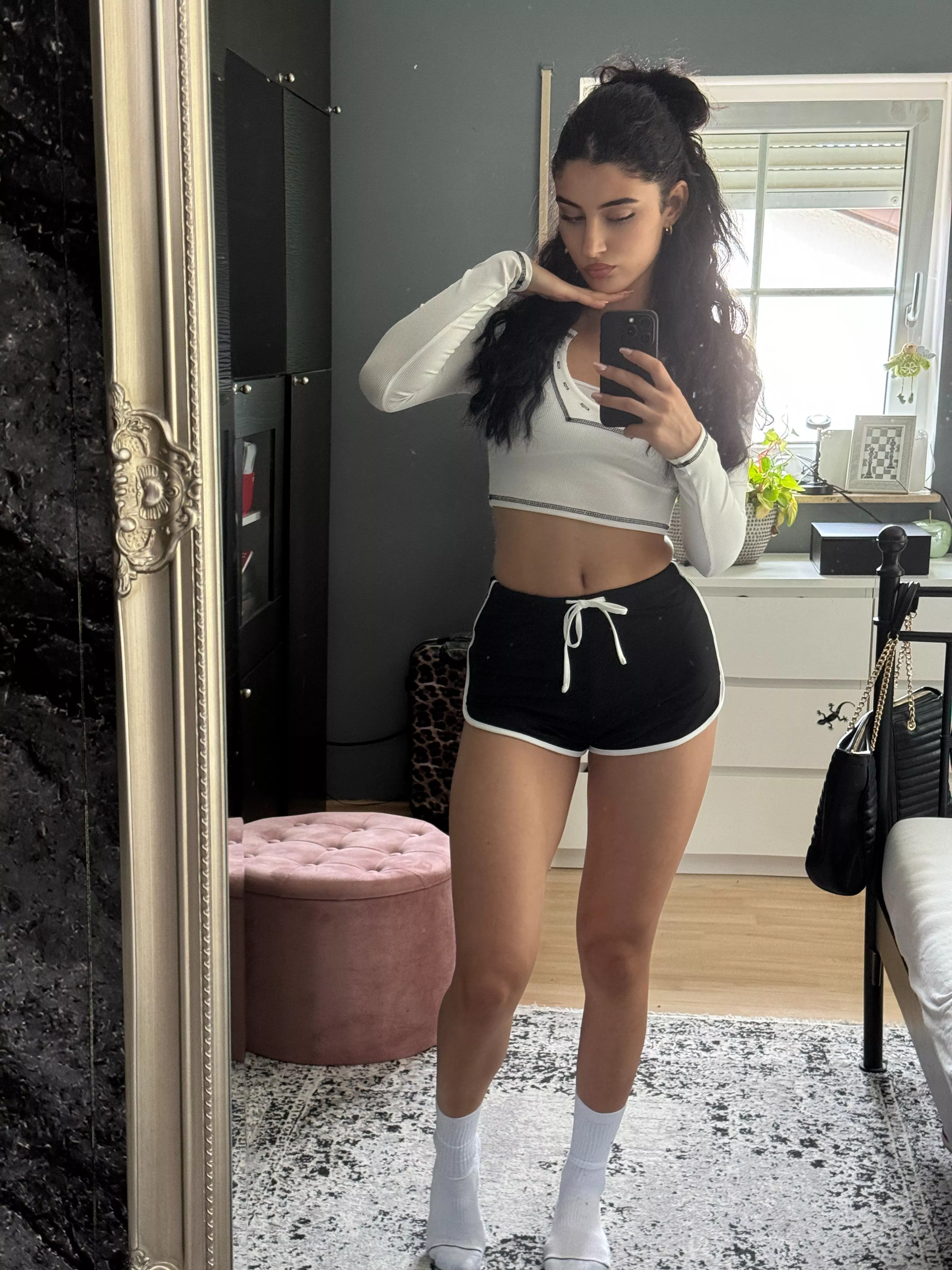 IUTR armenian next door