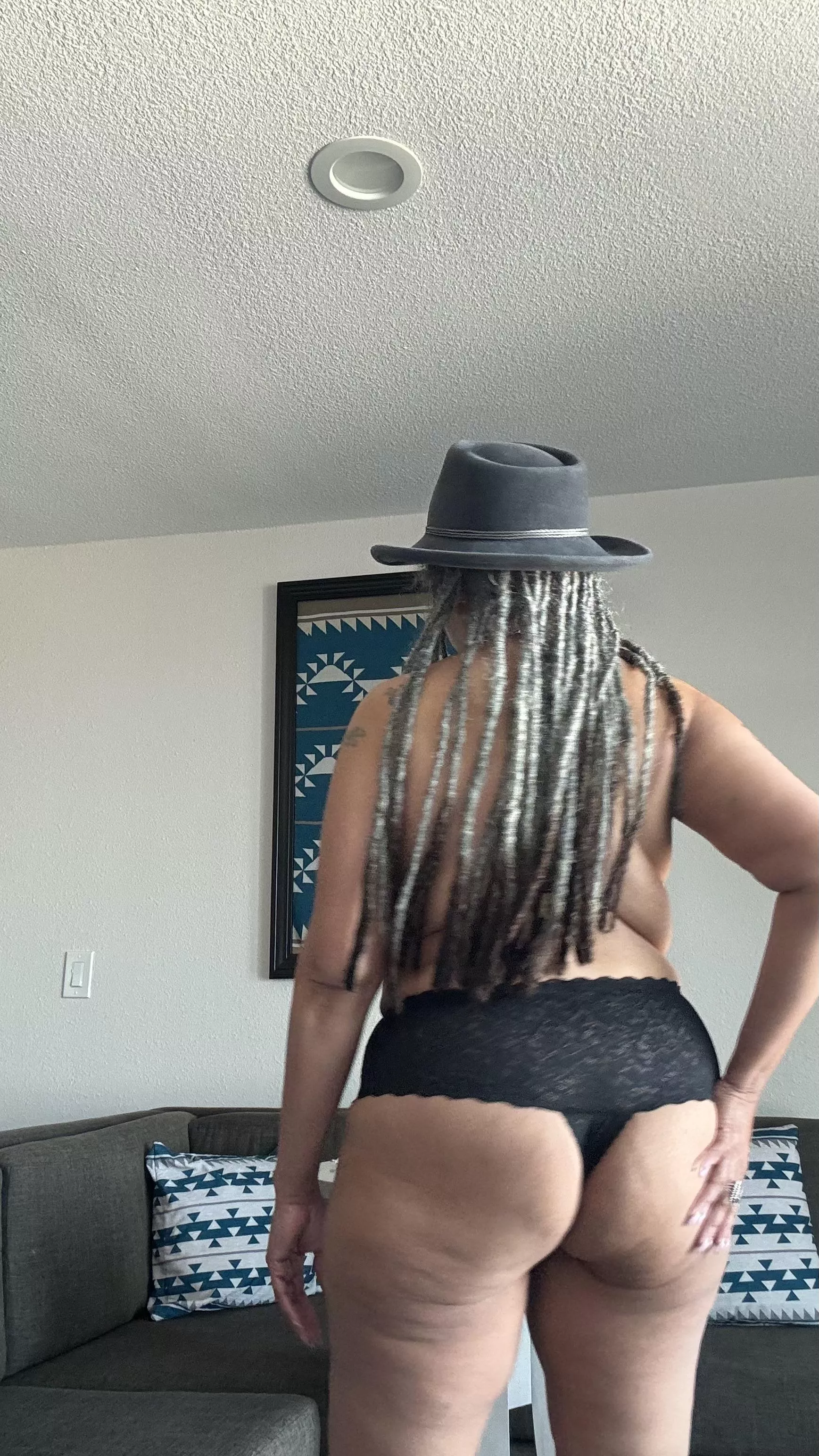 My 50 Yo Ass Loves Being Slapped While You’re Hitting It From Behind. 😈