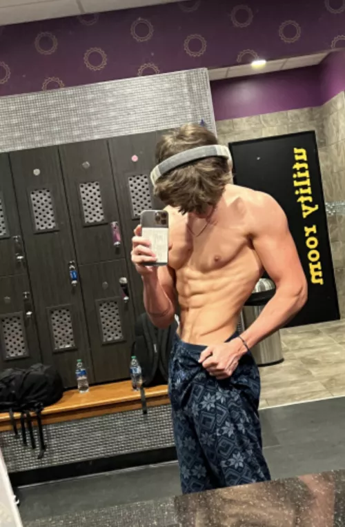 My neighbor complimented my body today :)