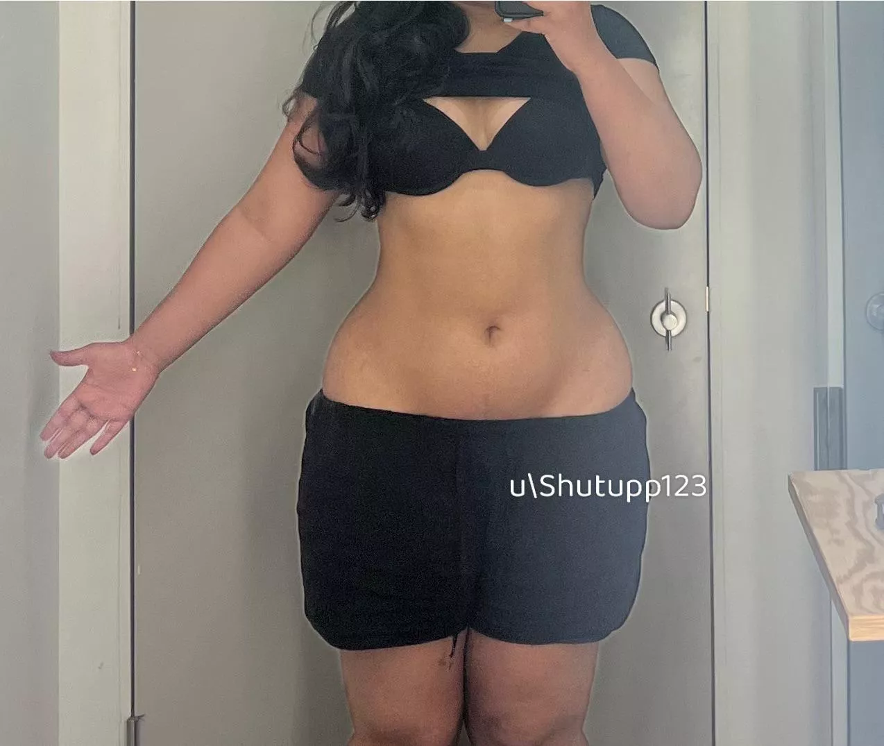 Perfect waist to hold onto! (F)