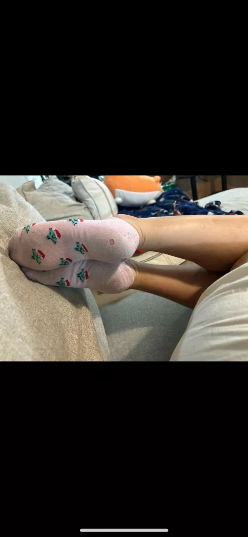pink socks 