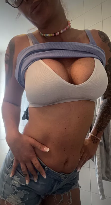 vill du dra av min bh?? ❤️