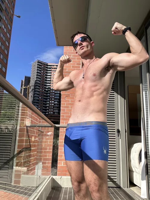 Worship my perfect hairy pits 