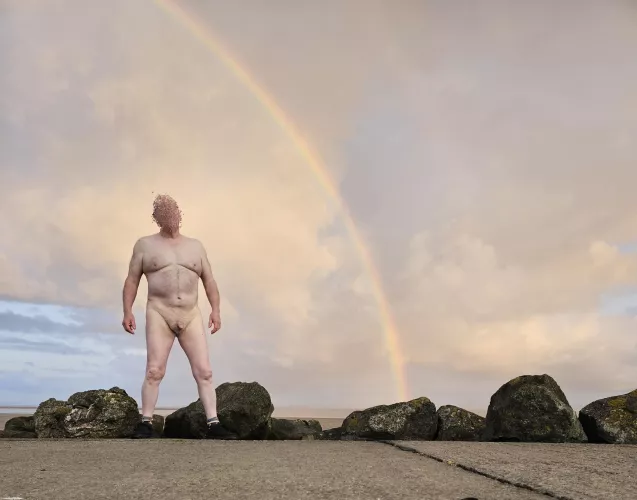 A rainbow - no pot of gold... (M 60's UK)