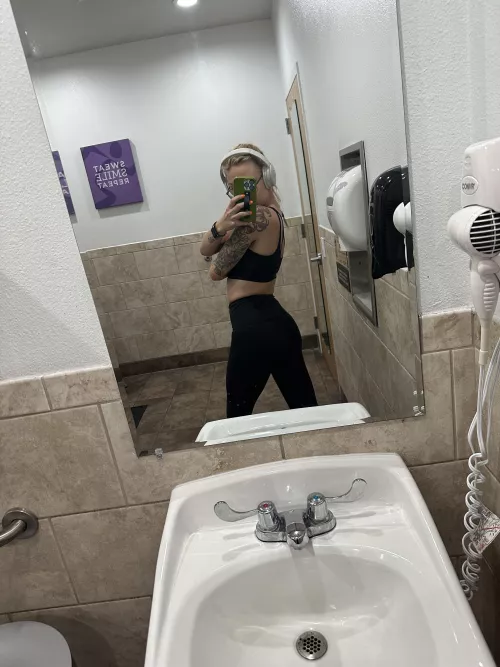 Black is always back 