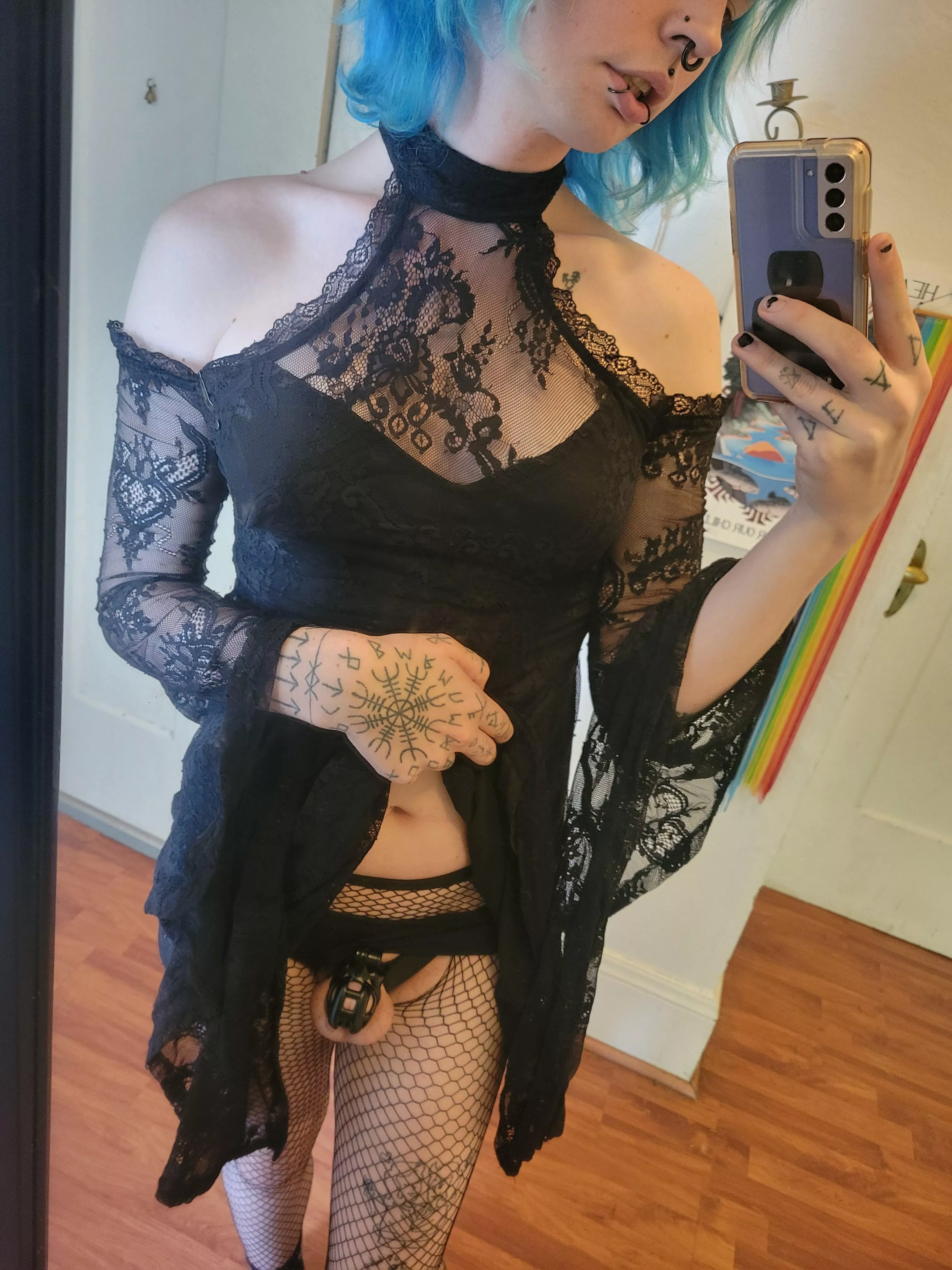 Do you like goth girls?