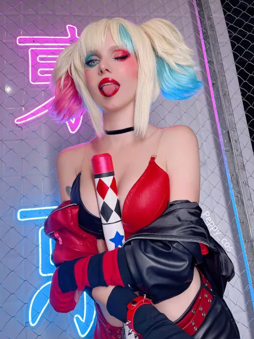 Harley Quinn cosplay by Peppy_cos