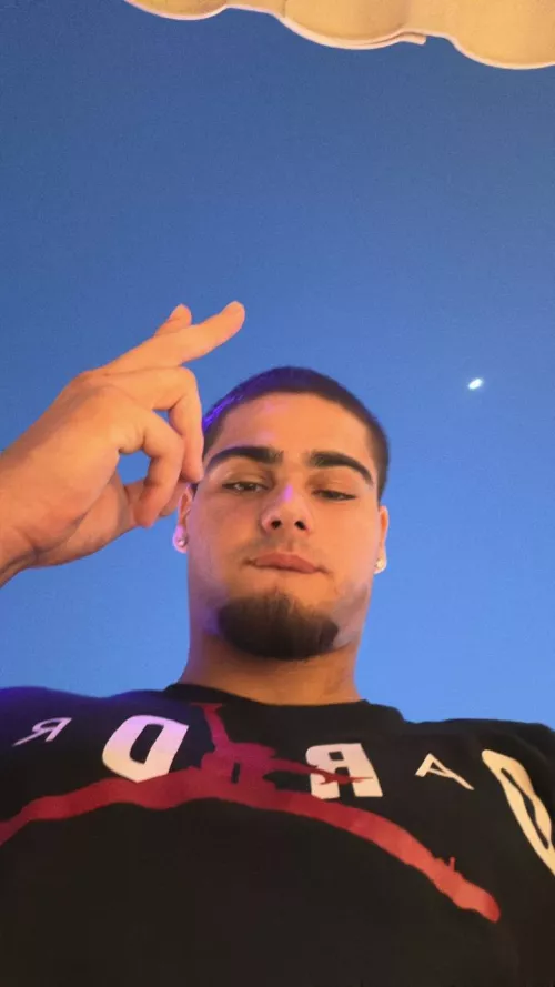 Just wanna say Hi to all ;)