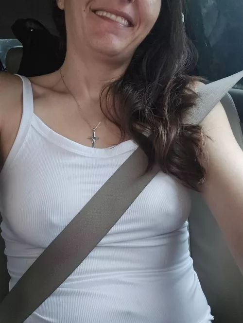 Tropical storm starting, gonna get caught in the rain. 