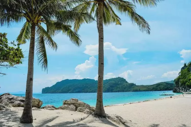 white sand perfect to relax @palawan philippines