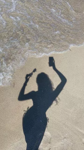 a lonely girl took a photo on shadow