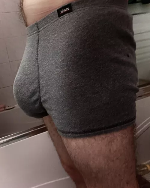 My boyfriend doesn’t know i(m 24) here