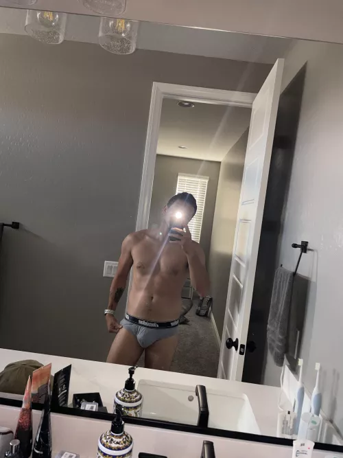 My submission for National Underwear Day (That's not a jock😹)