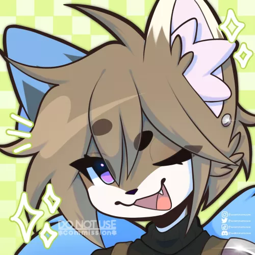 Snow!!! Wait... Snow..? - com I got from @ghostcrustacean on twt