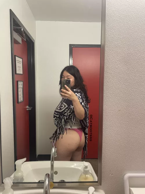 Take a bite from my peach