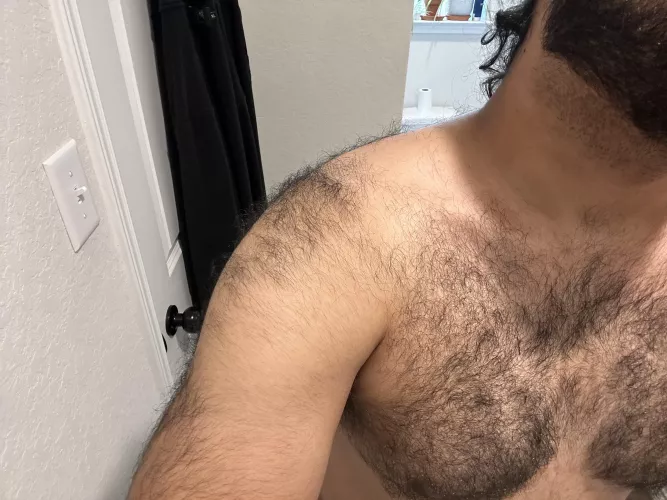 Who else has shoulder pubes 