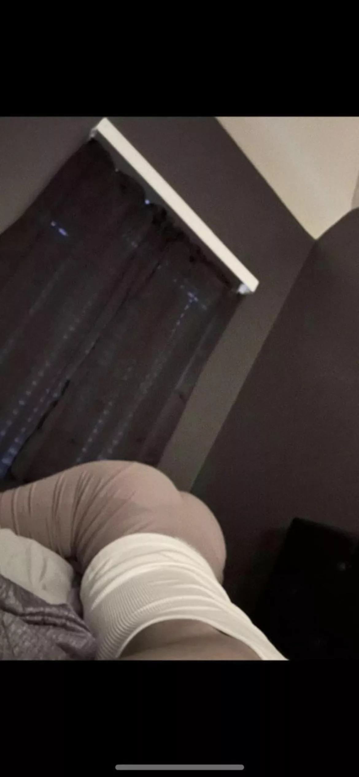 20 smooth bttm:) hmu for ageplay:) dm asl 