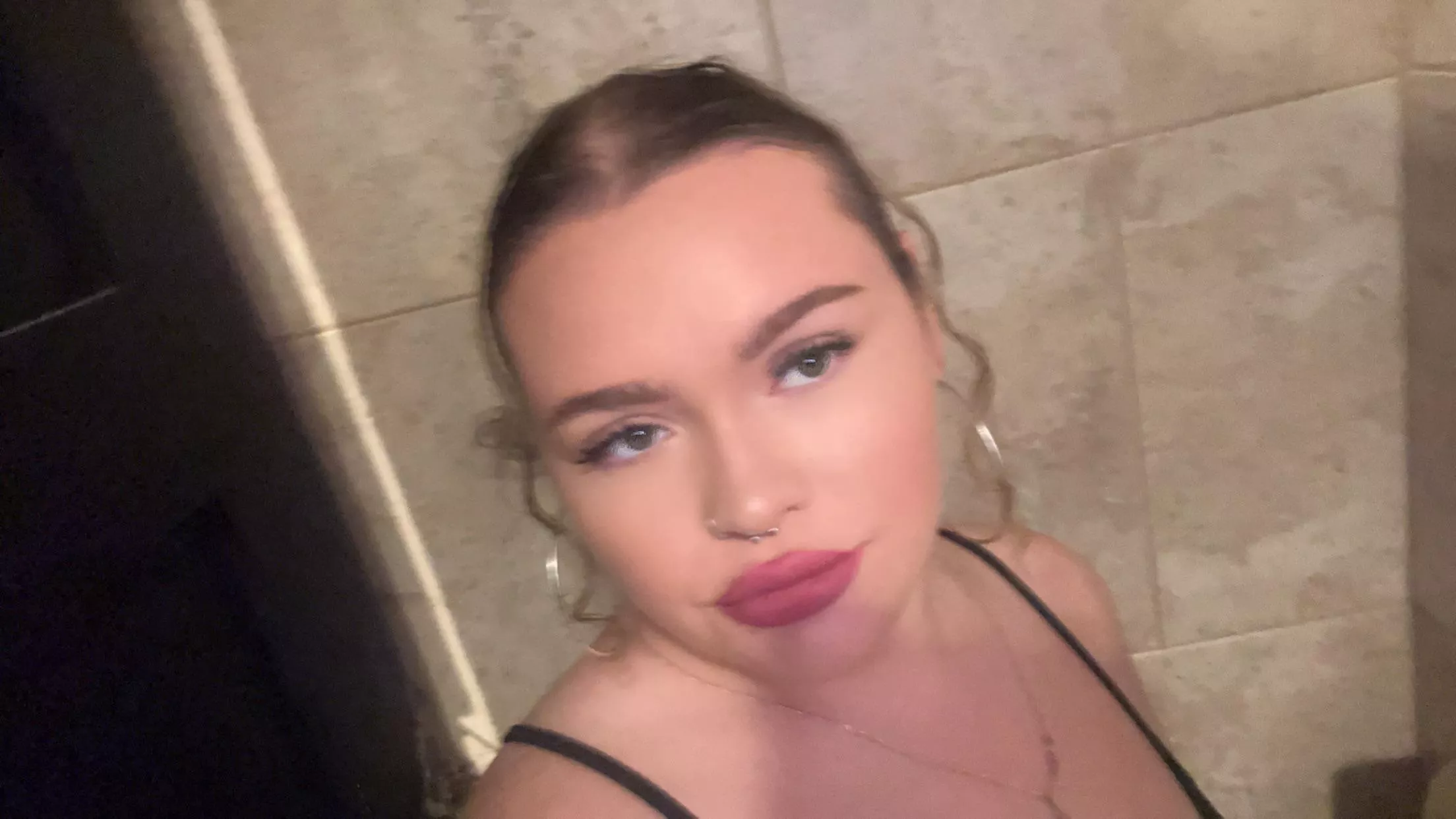 Blurry but loved my hair 🥰