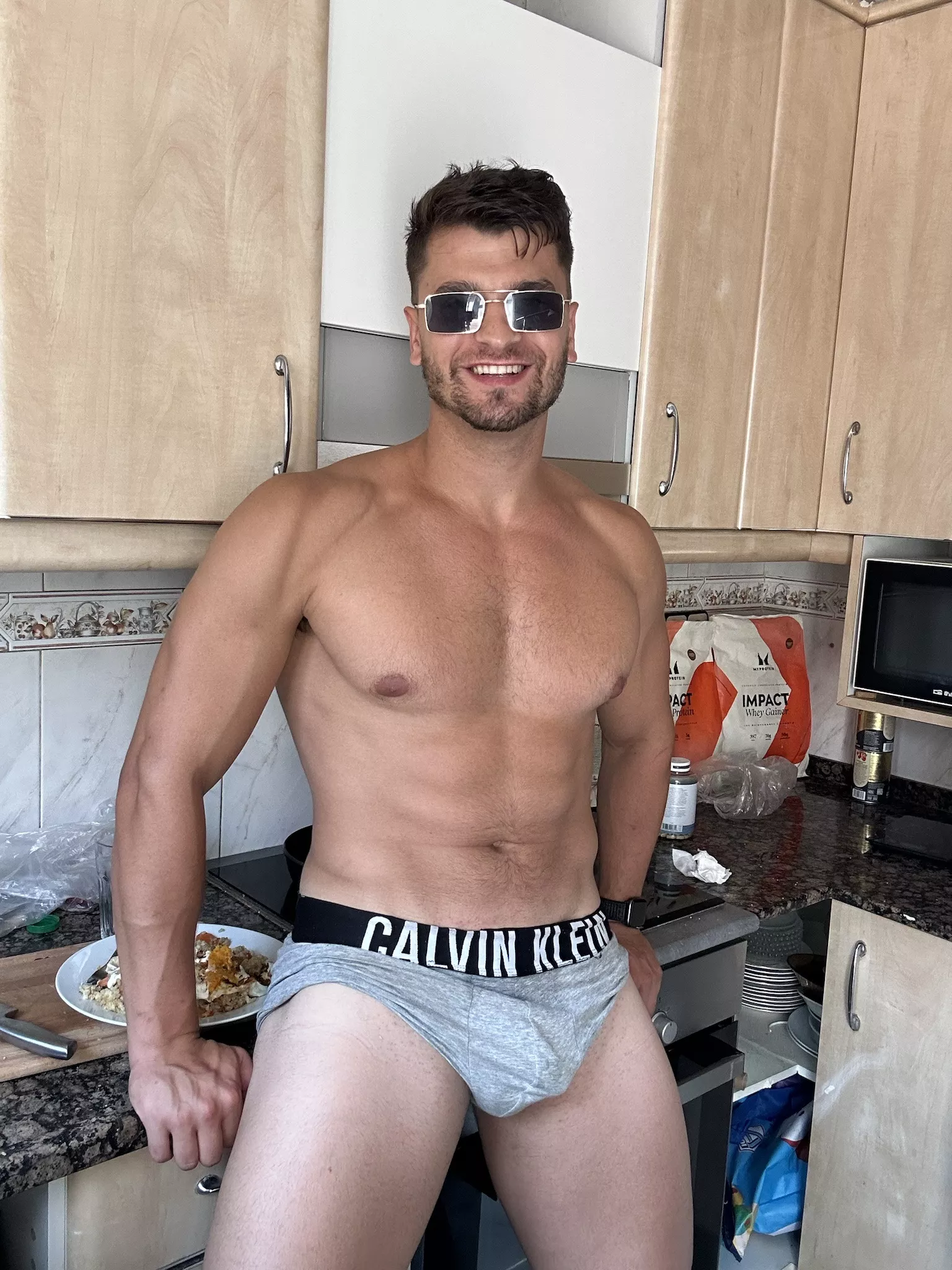 Come close and touch my forearm veins daddy