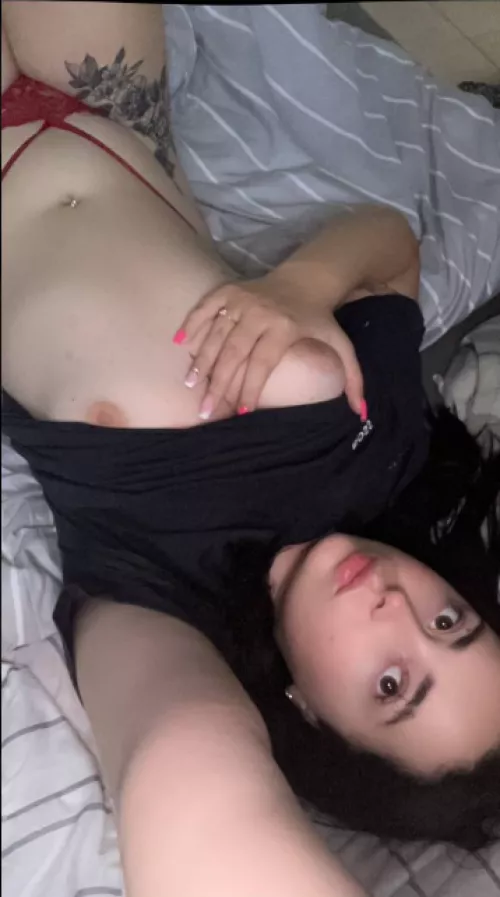 describe my body and be honest