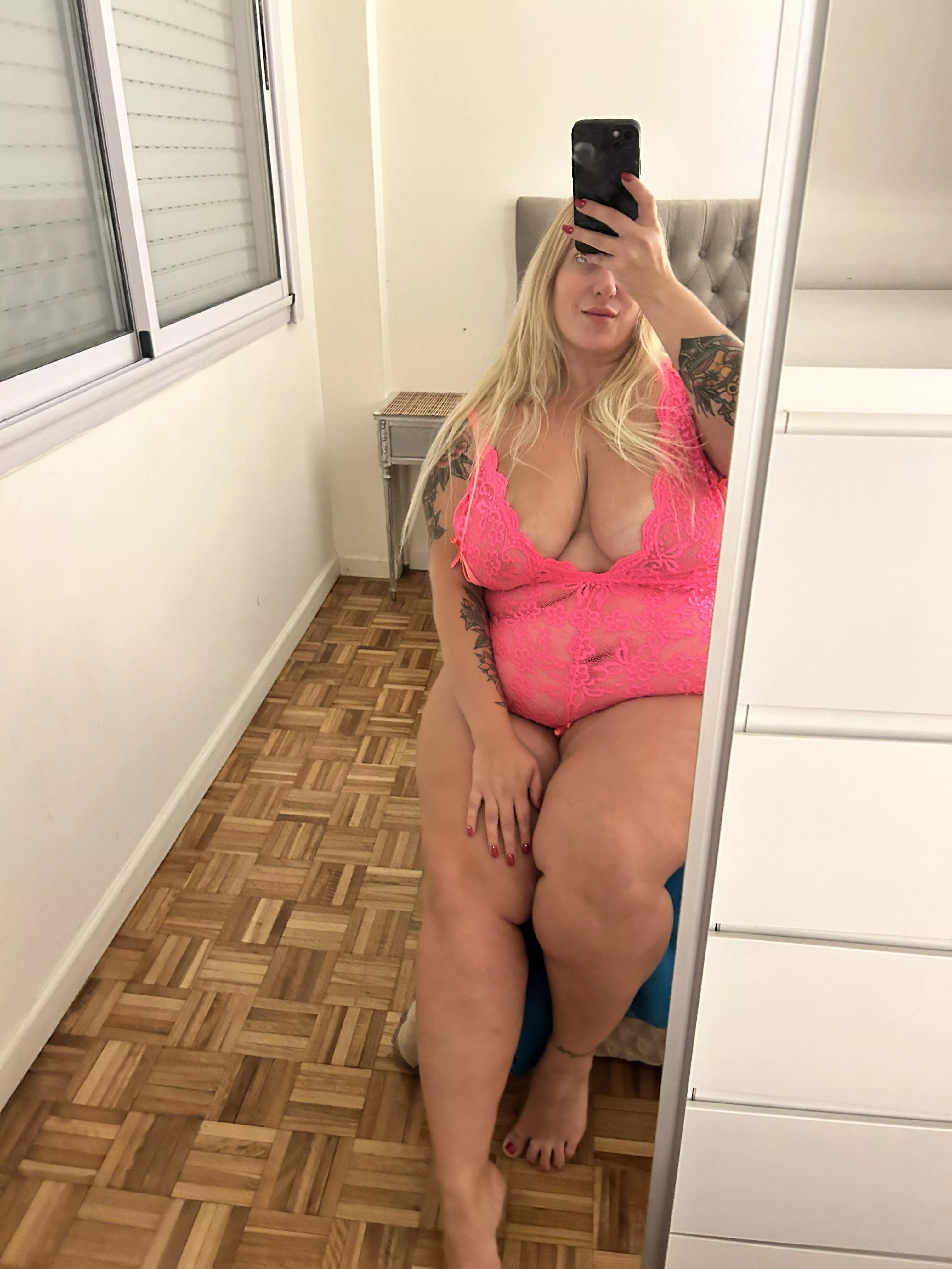 describe your dream girl in two words :)