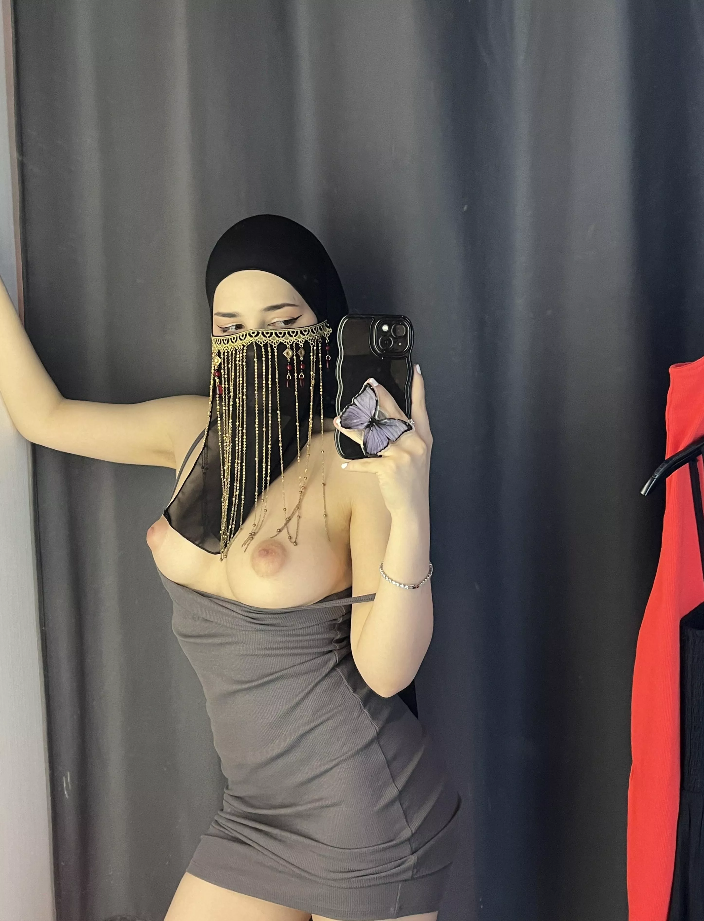 Do you think this dress would fit me