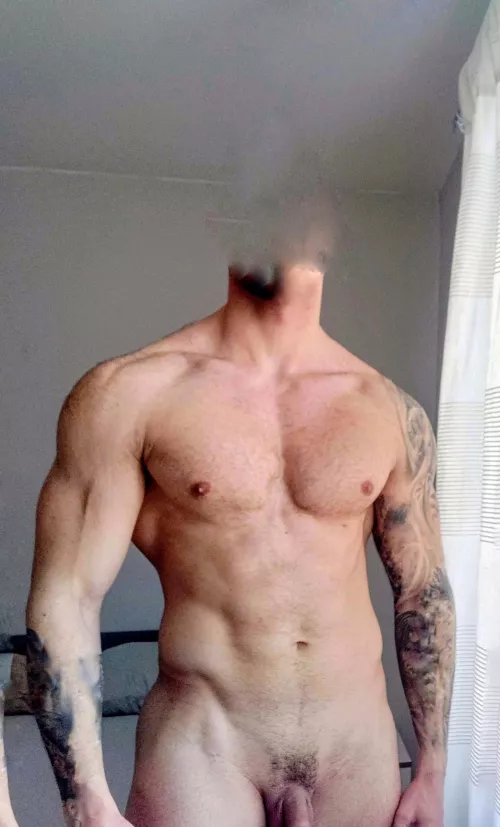 Headless Nick is back with the stick (M)