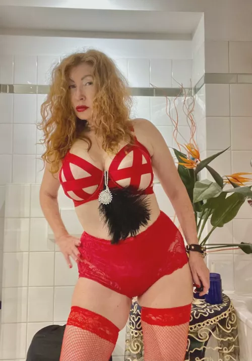 I prefer tongue first