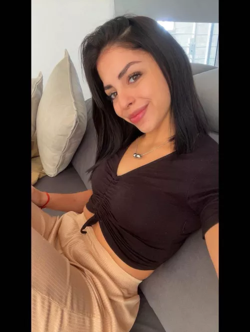 If you stopped scrolling don’t be shy, say hi :)