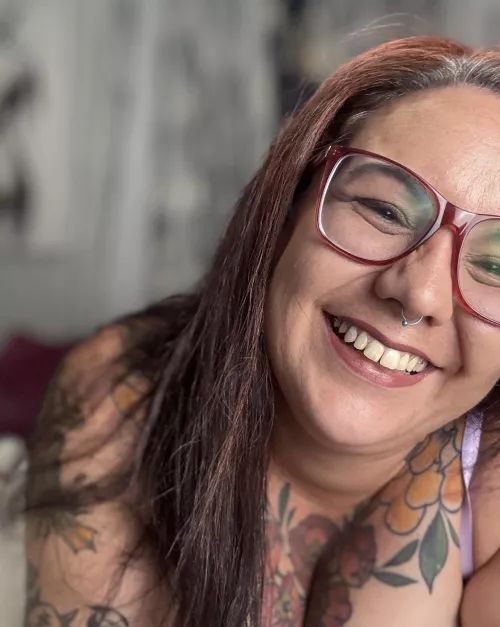 Light makeup and a big smile