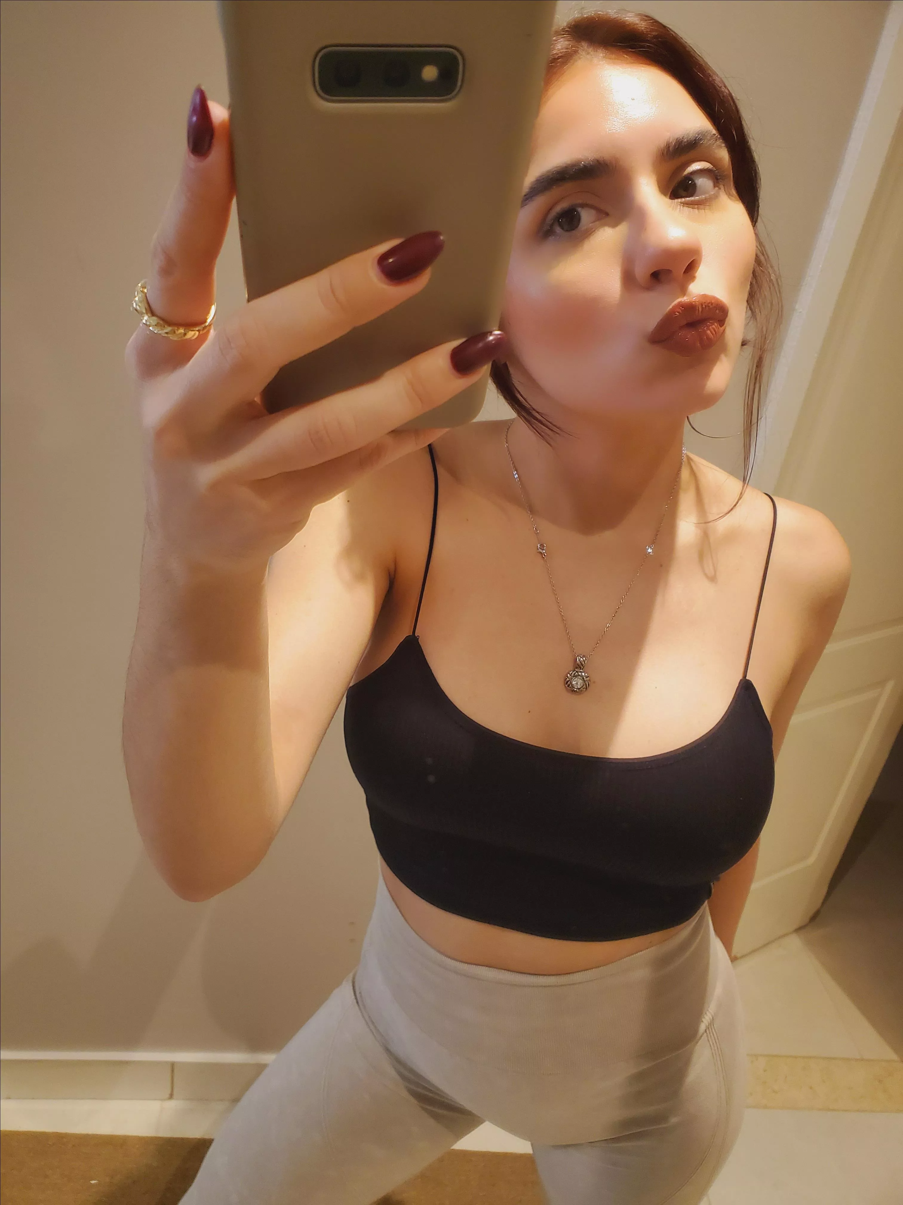 This juicy body needs your love