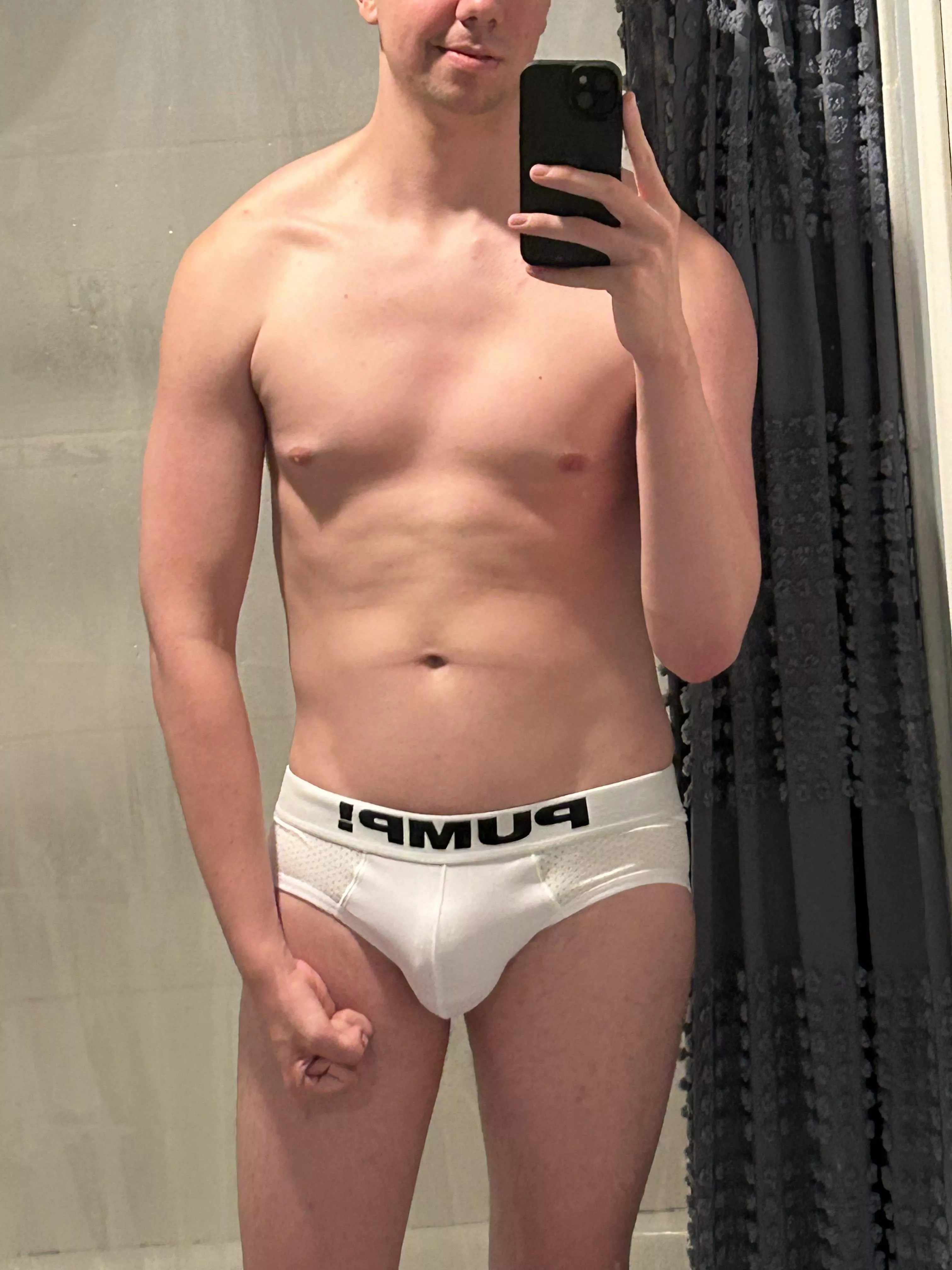 [20] Just got some new briefs 🥵