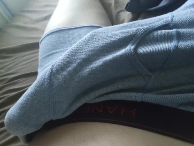 Always waking up like this 🙄