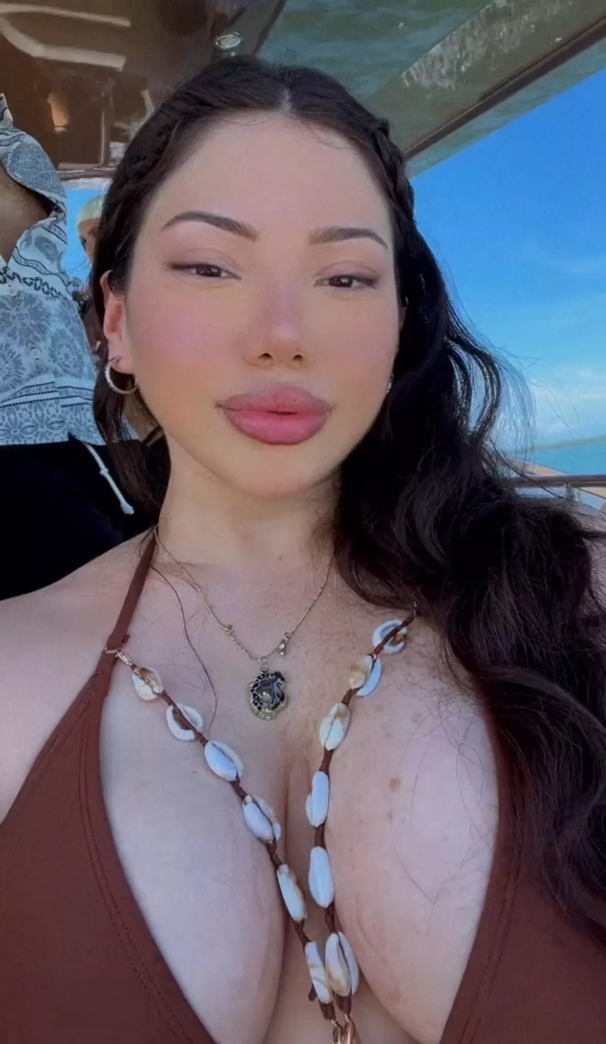 Big in brown 