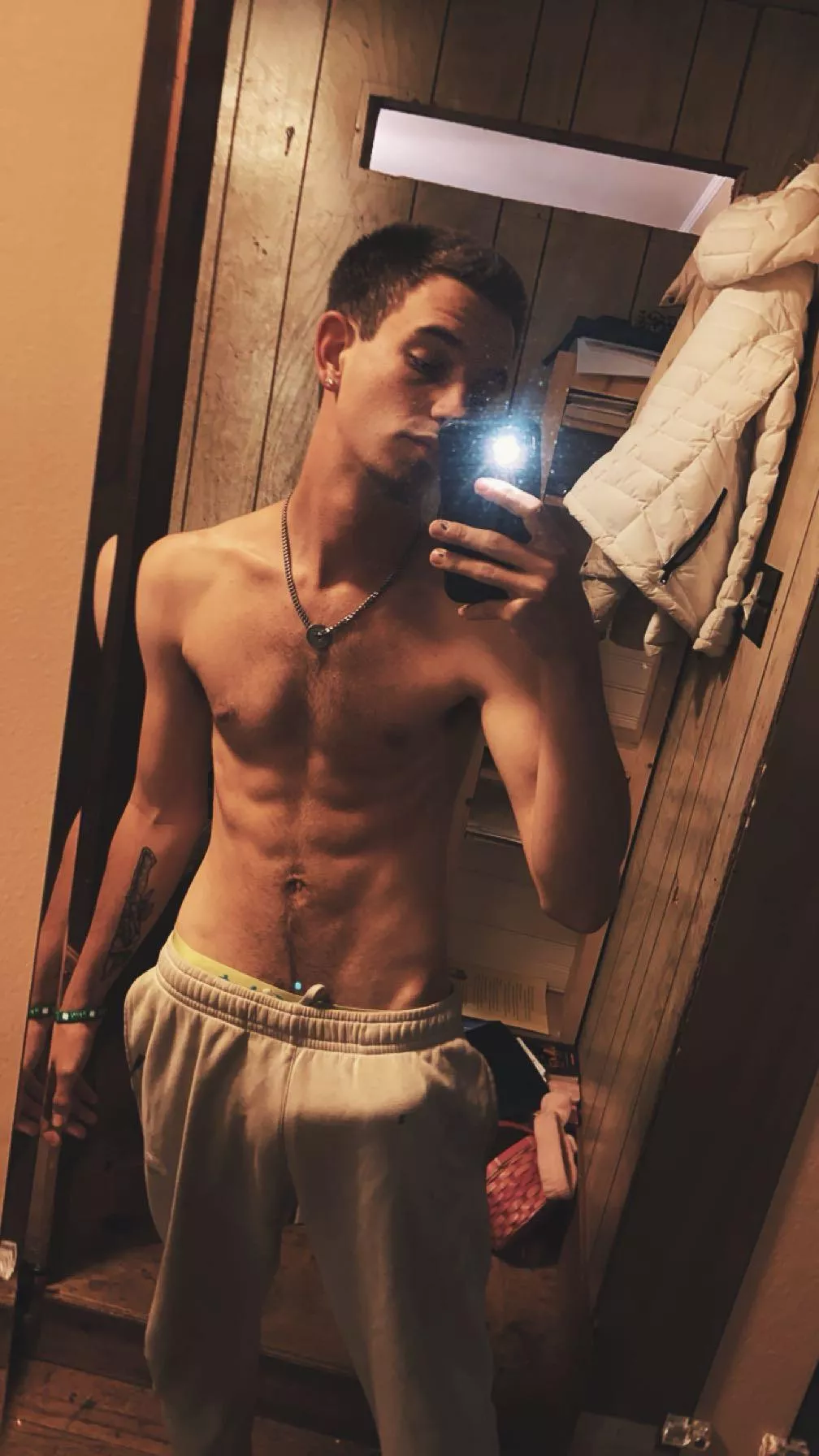 Gray sweatpants don’t hide anything;)