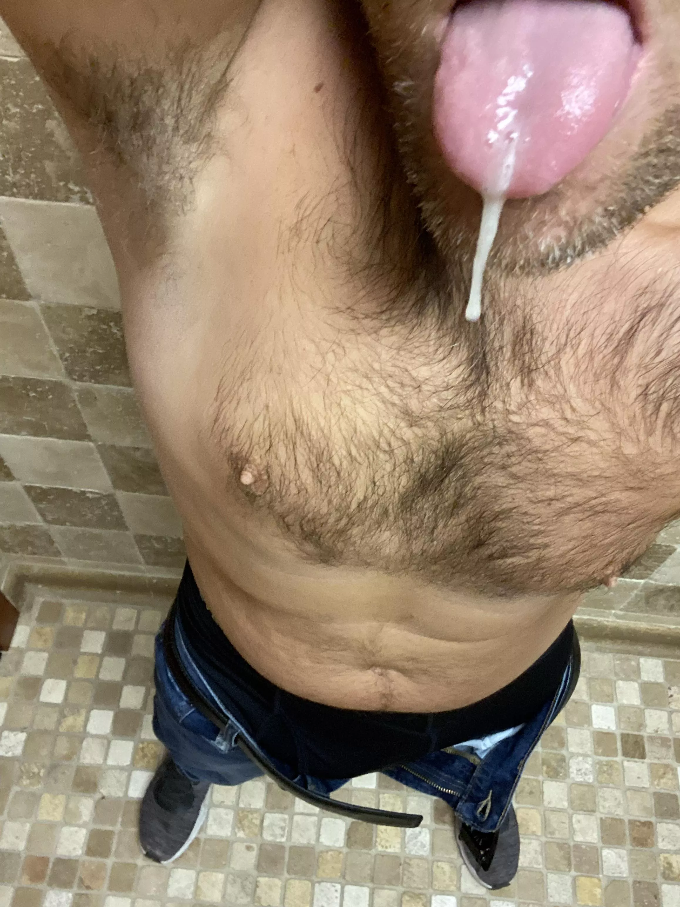 Sniff or lick?