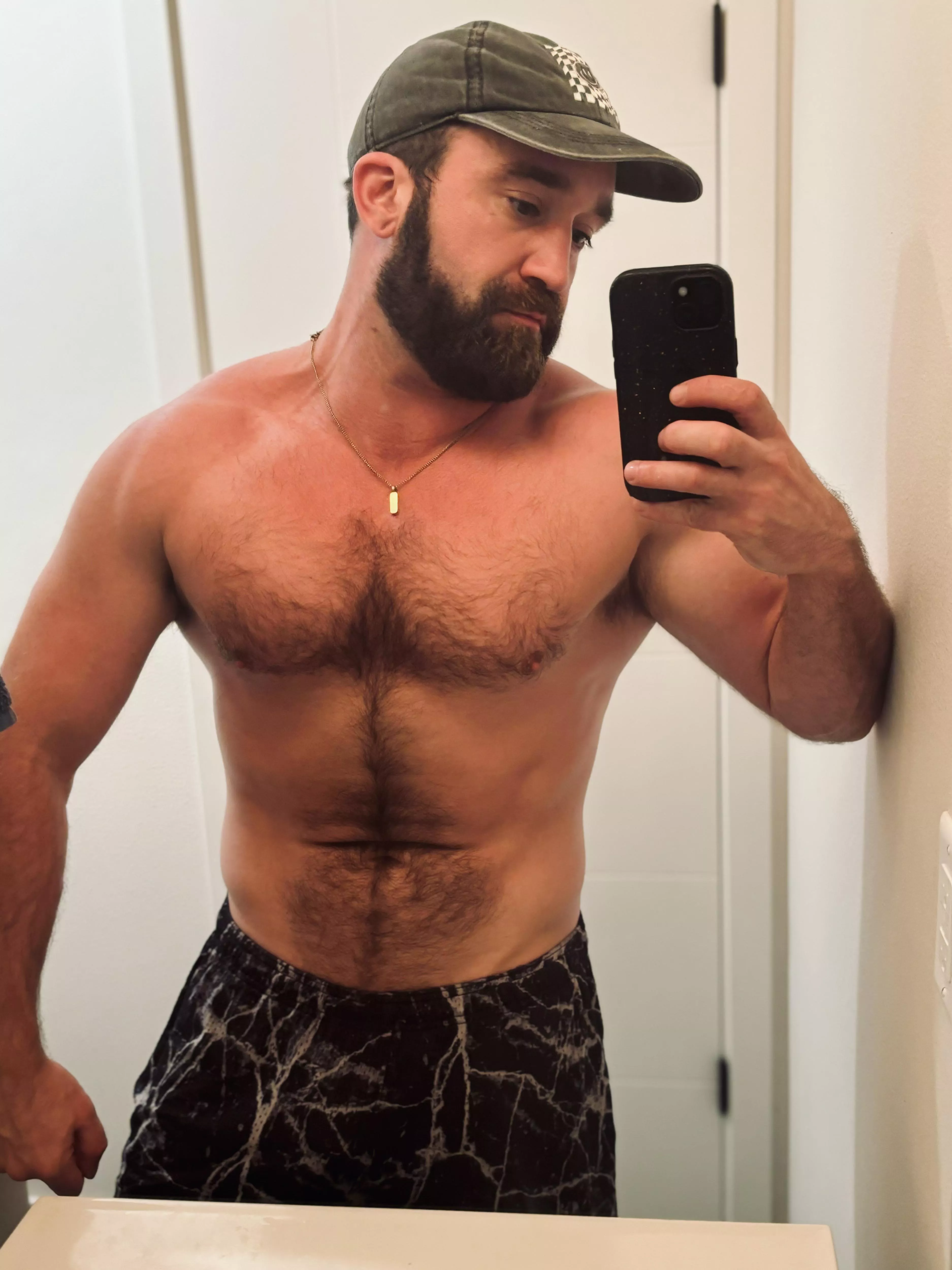 Sweaty hairy pits