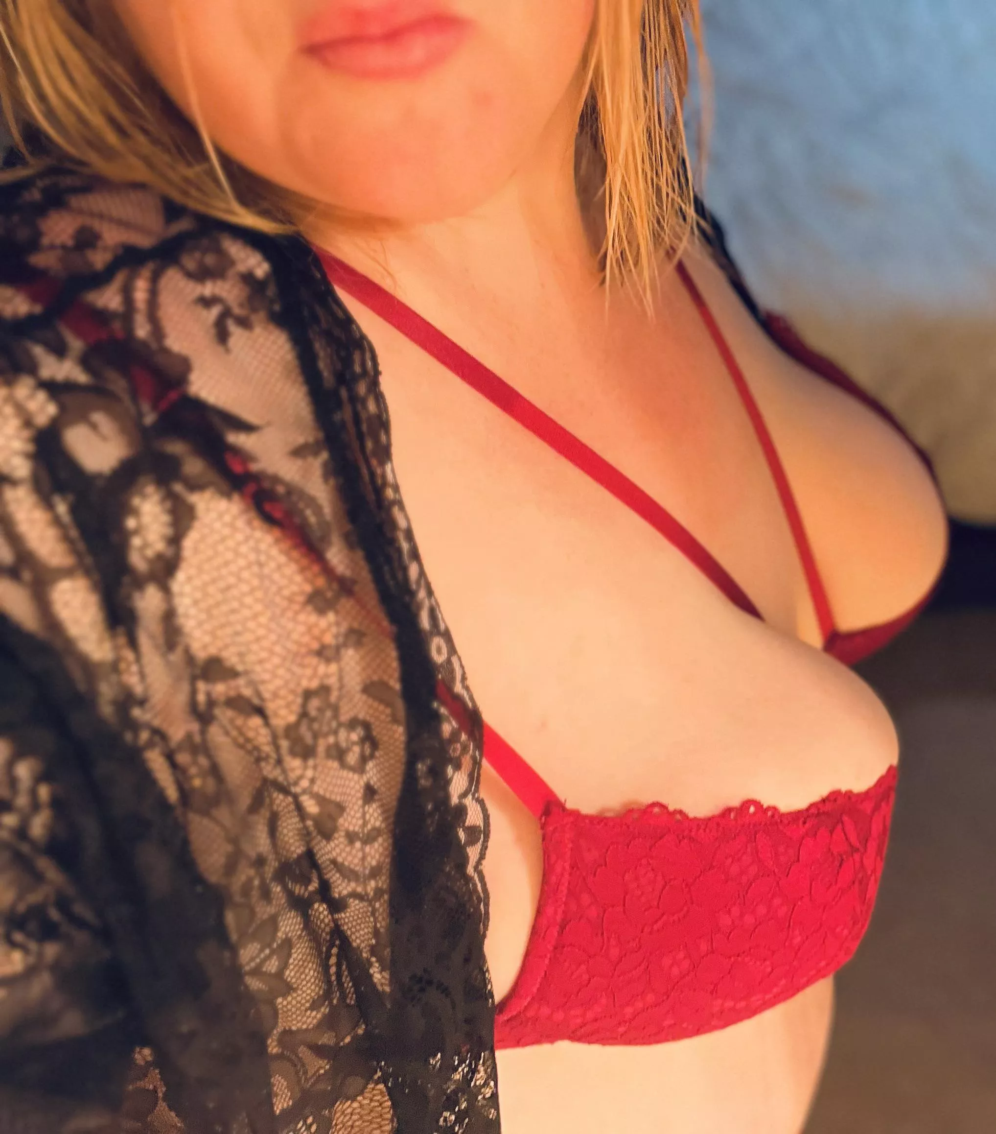 Tell me I’m a good girl 💋💋