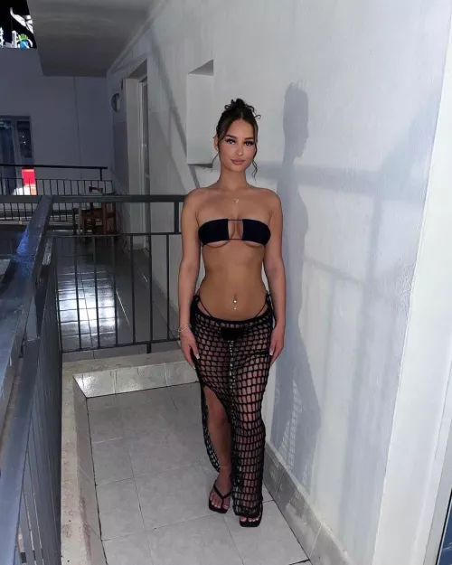 What should you do if you see this hot girl flashing in public?