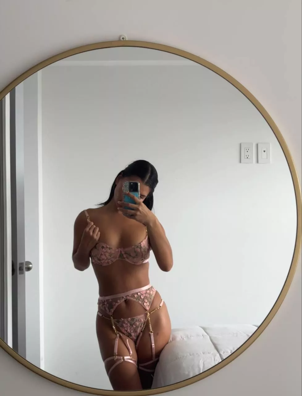 What would you reply if I texted you this while you're at work daddy