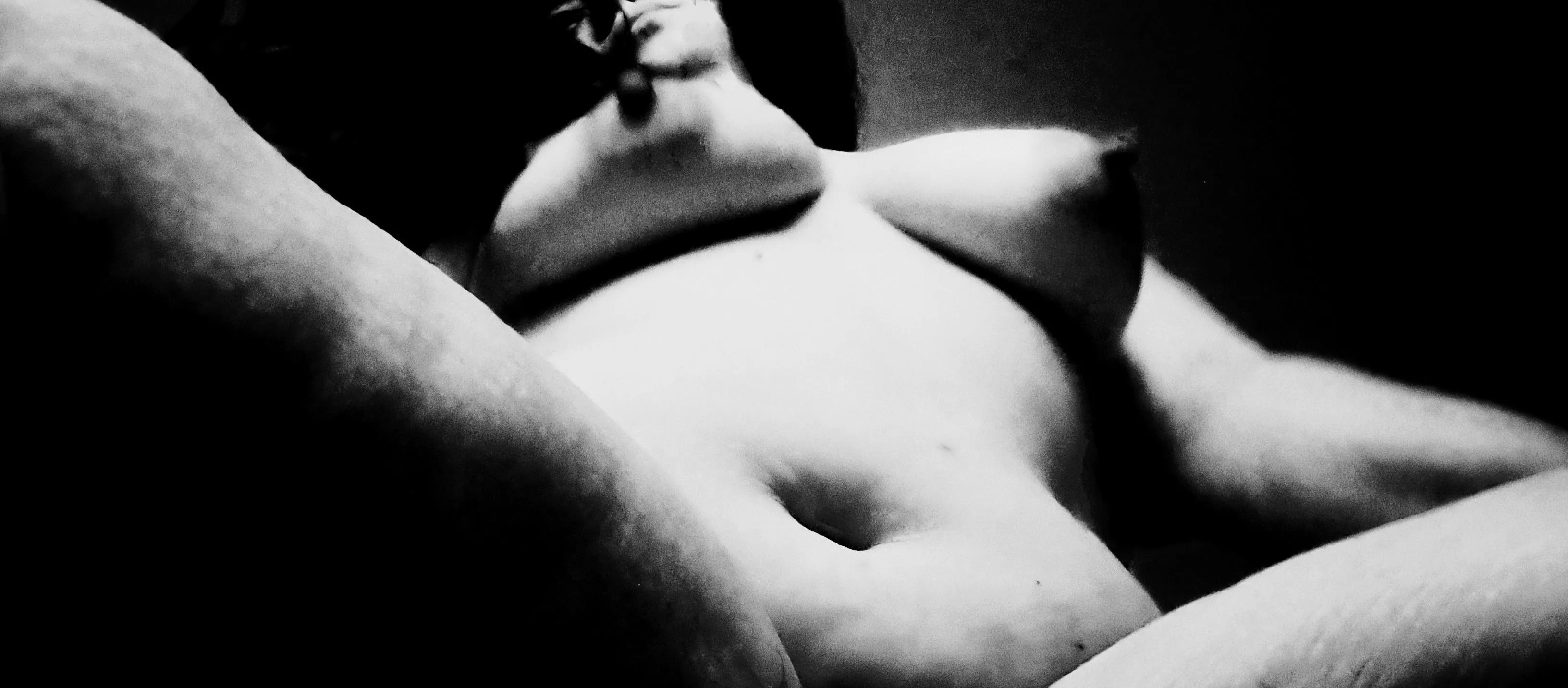 Zaftig cropped BW