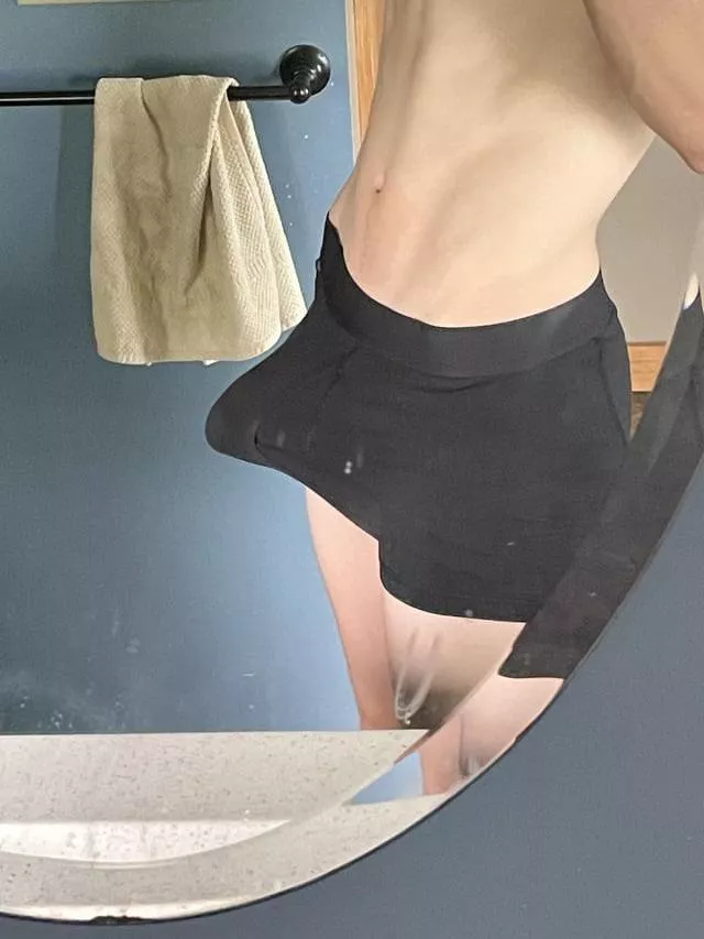 Help me out 😋🍆