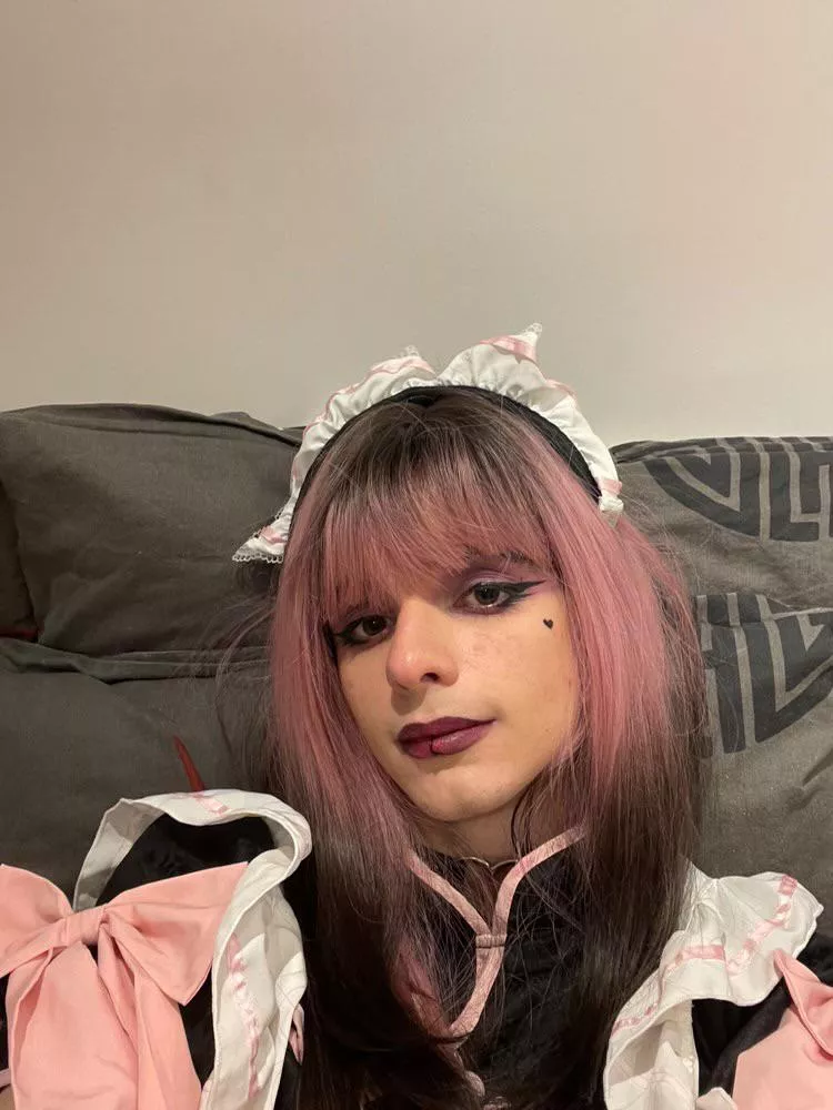 Heya, I found myself cute in it and wanted to make you happy, I hope you’ll like it :3