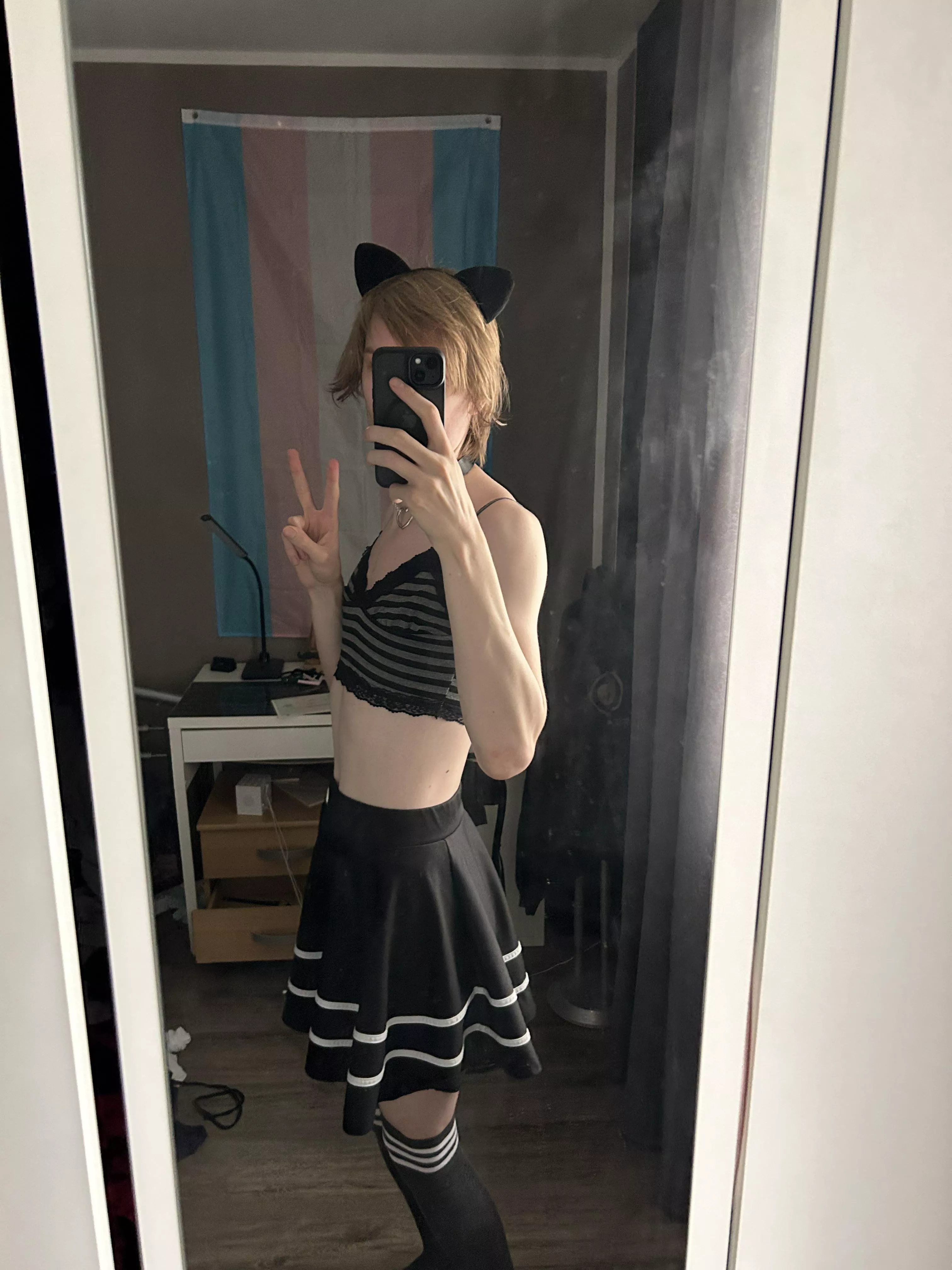 I always feel better dressing up cute :3