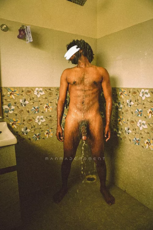 I'm taking shower 🚿 and you entered without knocking.... what's next move ? 💋