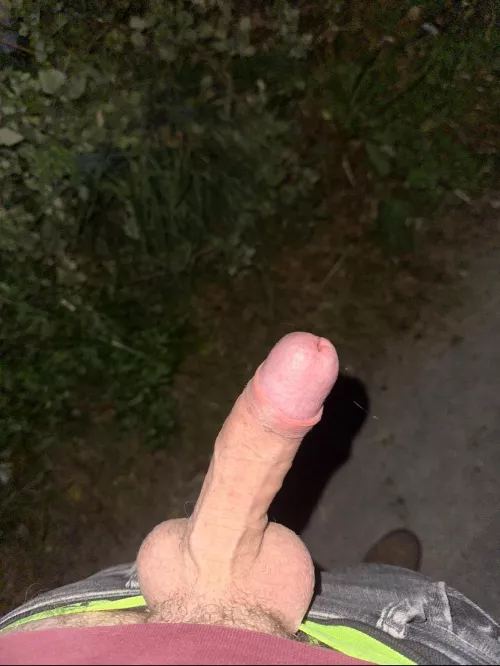 Nighttime walks, get it out 💦