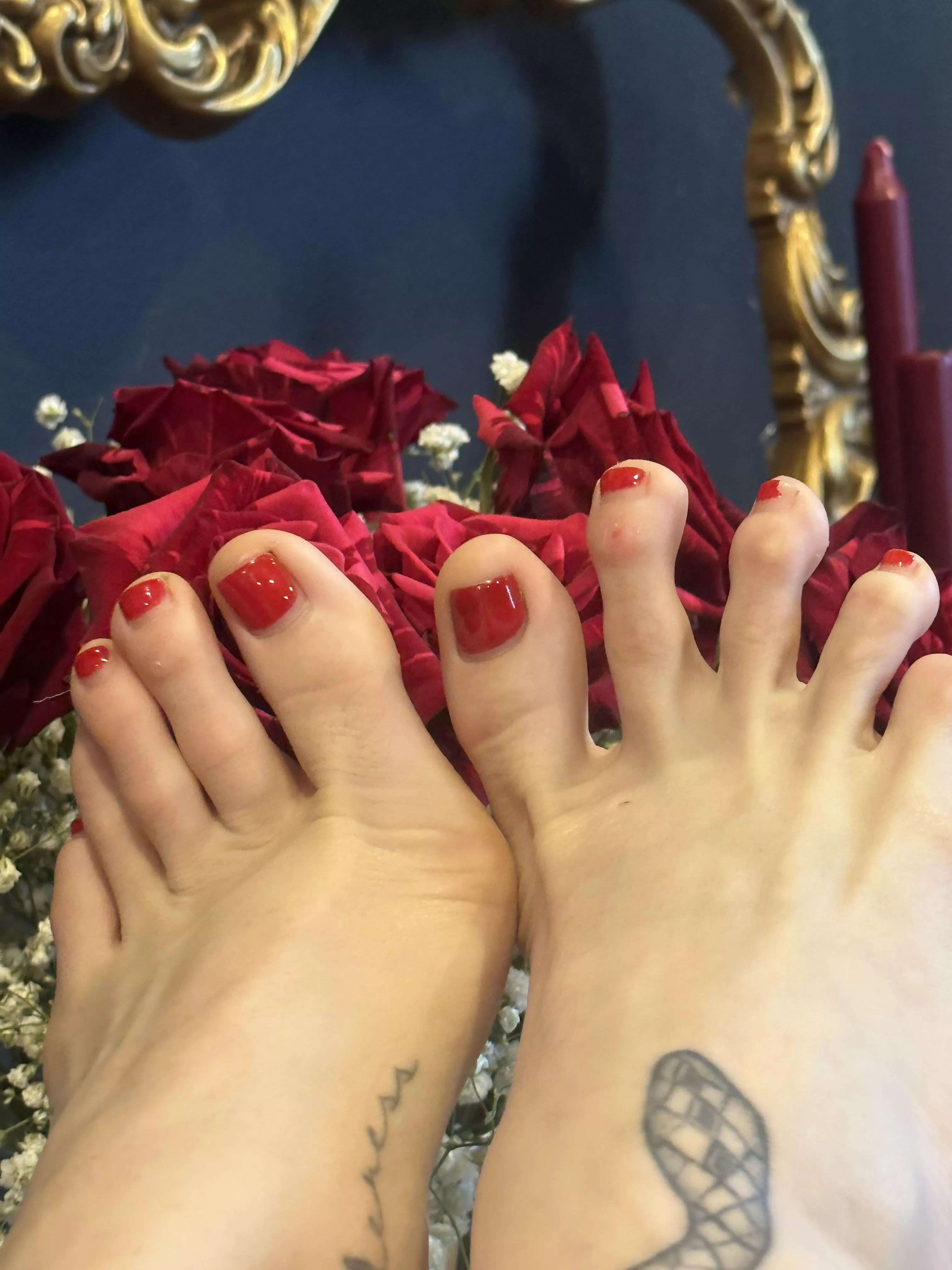Roses to match My toes 