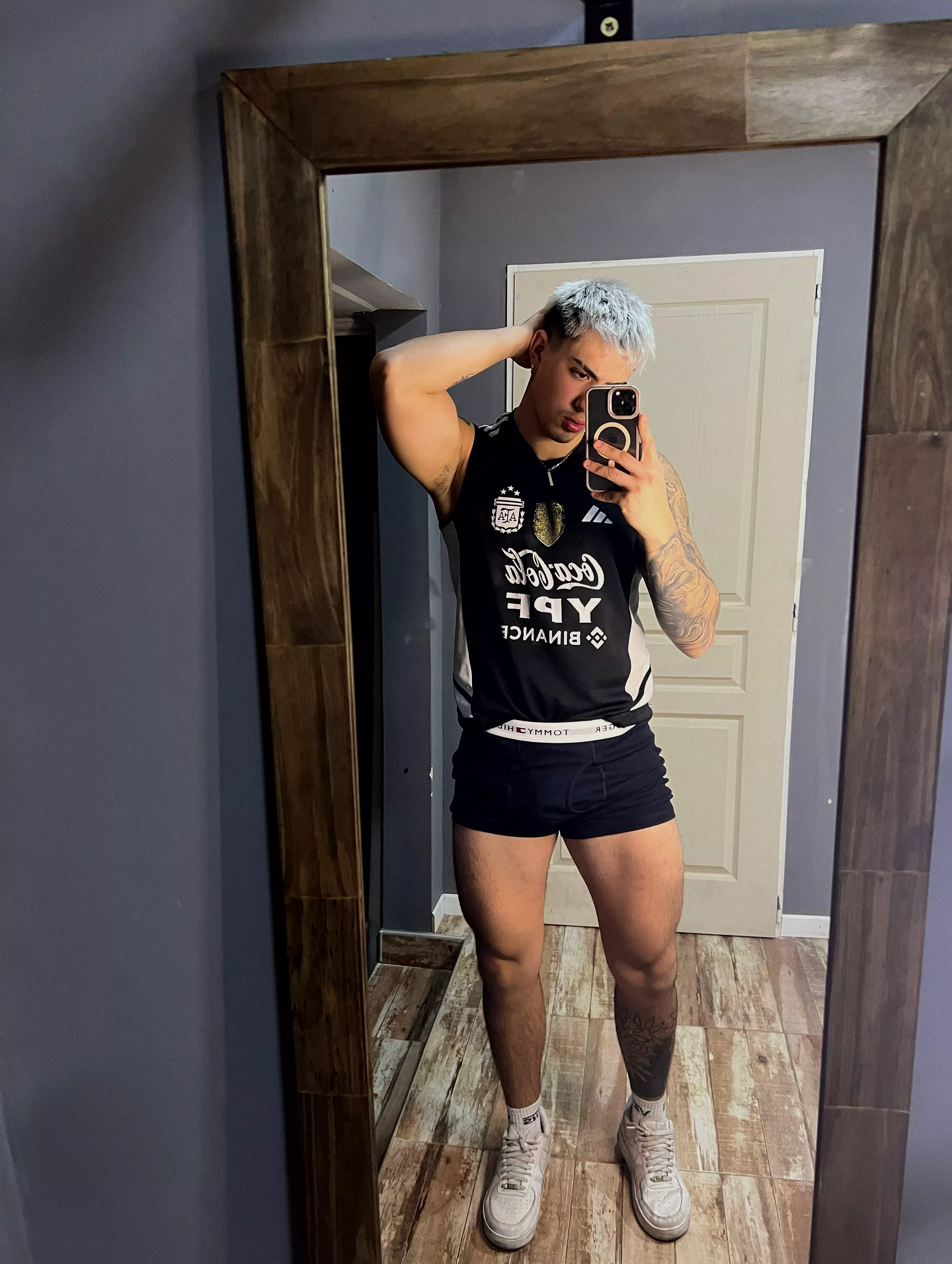 Soccer stud's sweaty pits exposed