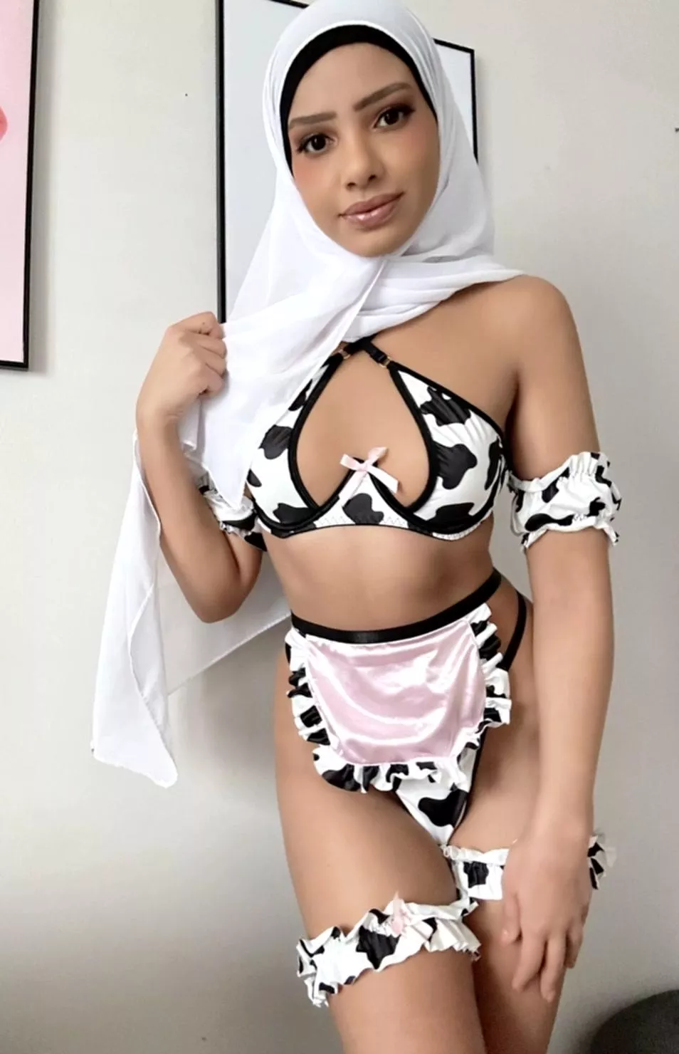 This Arab cow can get more than just milk out of you